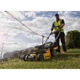 DeWALT DCMW564P2 Aku kosiarka 48 cm XR (2x18V/2x5,0Ah)