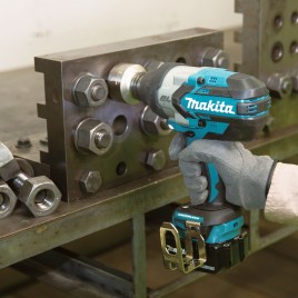 Makita DTW1001Z Akumulatorowy Klucz udarowy 3/4" Li -ion 18V (bez baterii)