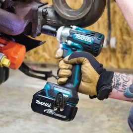 Makita DTW300RTJ Akumulatorowy klucz udarowy 1/2" Li-ion LXT (330Nm/18V/2x5,0Ah) Makpac